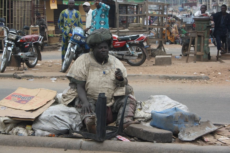 Uomo affetto da disagio mentale a Ibadan in Nigeria. Flickr/Photo RNW.org in licenza CC