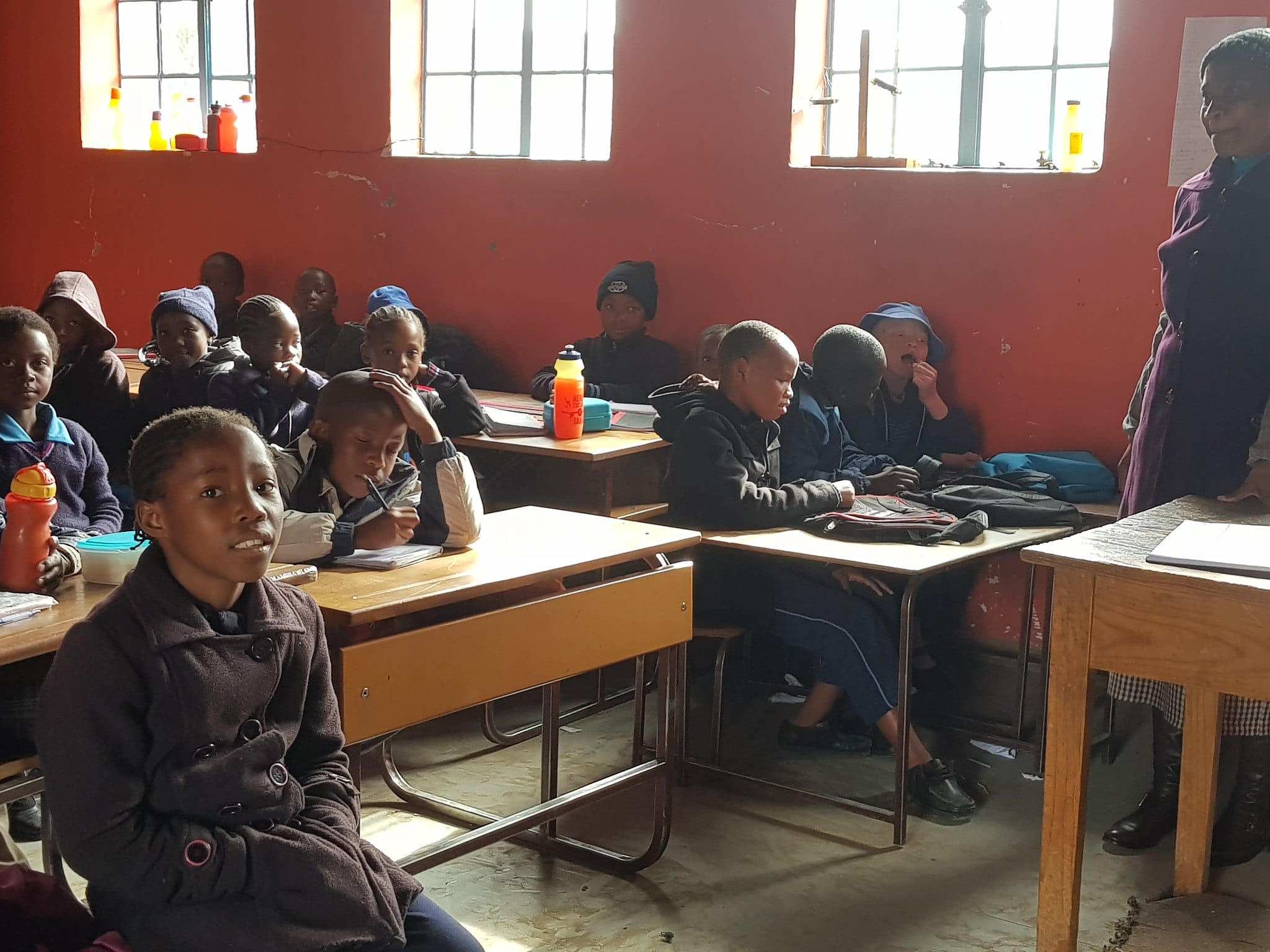 Istruzione inclusiva in una classe dell'Africa sub-sahariana. Flickr/USAID in Africa in licenza CC